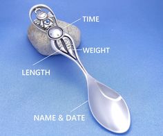 ❤️STERLING SILVER BABY SPOON ❤️ + YOUR ENGRAVING -perfect gift for a new born baby, Christening or baby shower gift for mom. ✅DETAILS: Crafted in STERLING SILVER 925 in our workshop in Gdansk (not silver plated) Hallmarked by the Polish Assay Office  ( L.~9 cms W. ~9 grams) The spoon is small and looks very cute :) ❤️ ✅PERSONALISED: The product has places for engraving: NAME, DATE ,TIME of the birth and lenght and child's weight. The product will also include a PLATE (silver lamina) with an ange Engraved Baby Gifts, Silver Baby Gifts, Baby Shower Gift For Mom, Baby Jewelry Gold, Gold Jewelry Prom, Nose Ring Jewelry, Baby Art Projects, Gold Earrings Models, Fancy Jewelry Necklace