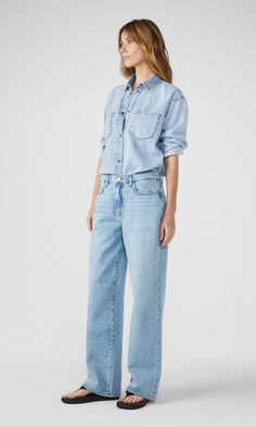 Ms. Charlotte / SI Denim Tops With Pockets And Straight Leg, Light Wash Spring Top With Patch Pockets, Light Wash Tops With Patch Pockets For Spring, Spring Shirts, Denim Shirt