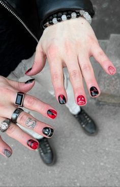 Masc Nail Art, Eurovision Nails, Masc Nails Designs, Masc Nails, Boy Nails, Channel Nails, Men Nails, Joonas Porko, Mens Manicure