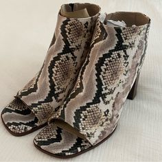 Vince Camuto Snake Print Open-Tor Bootie. Never Worn (Only Tried On). No Box Or Tag But Insert Still In Shoe. Size 10. Spring Snake Print Pointed Toe Heels, Spring Snake Print Round Toe Heels, Vince Camuto Shoes, Snake Print, Shoes Heels Boots, Vince Camuto, Gray White, Bootie, Shoes Women Heels