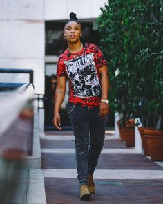 Studs Outfits Female, Stem Black Lesbian Style, Stereotypical Lesbian Outfit, Black Lesbian Fashion, Queer Fashion Tomboys, Black Lesbian Studs, Androgyny Fashion, Cute Black Studs Lesbians, Cute Tomboy Outfits