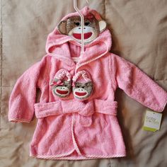 *Nwt* Baby Starters Adorable Classic Sock Monkey Baby's Pink Bathrobe And Slippers, Size 0-9 Mos. Monkey Bath, Pink Bathrobe, Robe With Hood, Sock Monkey Baby, Monkey Plush, Elephant Plush, Sock Monkey, Pajama Robe, Baby Socks