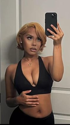 Very Short Bob Black Women, Classy Hairstyles, Birthday Hairstyles, Short Sassy Hair, Short Straight Hair