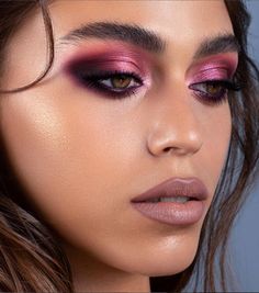 Burgundy Eyeshadow Looks, Daytime Smokey Eye, Cranberry Eyeshadow, Natural Eyeshadow Looks, Burgundy Eyeshadow, Plum Eyeshadow, Burgundy Lips