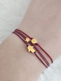 Tiny Gold Plated 925 Sterling Silver Star Cord Bracelet - Etsy Star Friendship Bracelet, Minimalistic Bracelet, Bracelet Star, Bracelet Minimalist, Cord Bracelet, Wish Bracelets, Star Bracelet, Cord Bracelets, Narnia