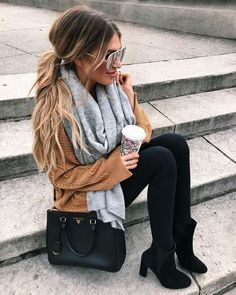 7a6a74cbe87bc60030a4bd041dd47b78desc44137091ri Winteroutfits Chic, Winter Outfits Casual Comfy, Vinter Mode Outfits, Scarf Outfit Winter, Winter Mode Outfits, Fall Fashion Dresses, Chic Fall Outfits, Outfit Trends