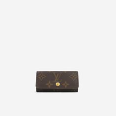 Always losing your house keys? Then this is the perfect accessory for you. Carefully crafted from Louis Vuitton's signature monogram canvas and a brown interior, this little key holder will come in handy way more than you think. Sleek, stylish and sophisticated, this understated but luxurious piece is a must-have for any accessories collection.  SPL Exterior  Monogram canvas Press stud closure Gold tone hardware Excellent condition - A few marks to stitching   Interior  Brown leather interior 4 key hooks in gold hardware Excellent condition - light scuffing on gold hardware Comes with box, dust bag and receipt  SPL  Height 5.5cm Width 11.0cm Depth 2cm House Keys, Chain Loop, Brown Interior, Key Hooks, Cross Bag, Rose Gold Hardware, Accessories Collection, Timeless Handbag, Exclusive Bag