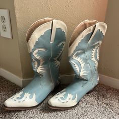 These Boots Were Bought Through An Etsy Seller And I Just Unfortunately Bought The Wrong Size And Was Unable To Return Them. They Are A European Size 39 Which Is A Us 9. These Were Never Worn Blue Western Boots For Summer, Blue Cowgirl Boots, White Cowgirl Boots, White Cowboy Boots, Moto Boots, Cowgirl Boots, Cowboy Boots, Cowboy, Blue White