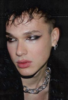 Edgy Makeup Grunge, Punk Makeup Men, Makeup Edgy, Type Of Makeup, Punk Makeup