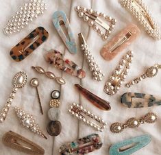 Accecoris Fashion, Clip Game, Whimsy Style, Hair Acessories, Accessories Essentials, Dainty Jewellery