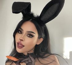 Rabbit Make Up Halloween, Black Rabbit Makeup, Black Bunny Costume Makeup, Playboy Makeup Look, Bunny Make Up Halloween