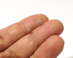 New Fashion Earrings, Dot Earrings, Ear Ring, Dainty Studs, Jewelry Safe, Tiny Studs, Jewelry Picture, Tiny Earrings, Jewelry Dainty