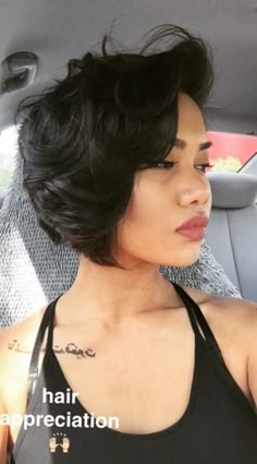 Ciao Beautifull Hairstyles Layered, Crochet Styles, Cut Life, Bob Cuts, Short Layered, Protective Style, Hair Flip, Layered Bob