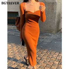 Brand Name: BGTEEVERSilhouette: SheathOrigin: CN(Origin)Season: Spring/AutumnNeckline: Square CollarSleeve Style: RegularStyle: vintageDresses Length: Mid-CalfMaterial: CottonMaterial: AcrylicAge: Ages 18-35 Years OldProfile Type: XModel Number: BY6309Closure Type: PulloverSleeve Length(cm): FullType: RegularRelease Date: Autumn 2021Fabric Type: KnittingGender: WOMENMaterial Composition: Natural fiberWaistline: Natural FactorsPattern Type: Soliditem type: women knitted sweaters dress Long Sweater Dress, Knitted Bodycon Dress, Knitting Women Sweater, Knit Sweater Dress, Christmas Knitting, Pencil Dress, Dress For Women, Sweater Fashion, Green Dress