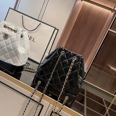 PRODUCT DETAILS Includes Shipping bags, dustbag sleeper, care manual, booklet, tag. Luxury Portable Shoulder Bag For Shopping, Limited Edition Bag, Evening Clutch Bag, Black Quilt, Small Shoulder Bag, Kids Bags, Lambskin Leather, Chanel Bag, New Arrival