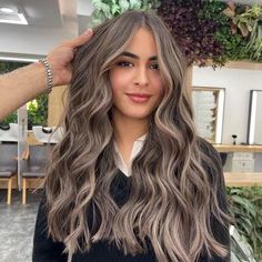 33 Ash Brown Hair Ideas for 2024: Trends & Inspirations Ash Brown Hair Extensions, Light Ashy Brown Hair, Ash Brown Hair Ideas, Light Ash Brown Hair, Brown Hair Ideas, Scissor Hands, Ash Brown Balayage, Brown Hair Extensions