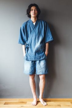 Mens Kimono Shirt, Kimono Men, Male Kimono, Mode Kimono, Japanese Streetwear, Men Style Tips, Japanese Outfits, Japan Fashion