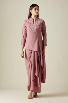 Shop for Aakaar Pink Moss Crepe Sophie Tunic And Draped Skirt Set for Women Online at Aza Fashions Skirt Fabric, Draped Skirt, Power Dressing, Lakme Fashion Week, Fashionista Clothes, Indo Western, Embroidered Tunic, Indian Designer, Indian Designer Wear