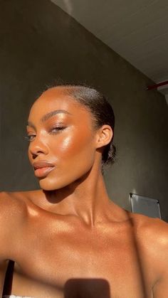 Glowy Sunkissed Makeup, Summer Makeup Black Women, Natural Makeup Black Women, Glowing Black Skin, Sunkissed Makeup, Natural Glowy Makeup, Bridal Makeup Natural, Face Card