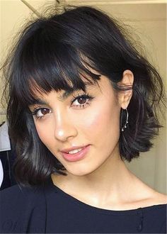 Bobs Hairstyles, Edgy Bob Haircuts, Short Brunette Hair, Kort Bob, Shot Hair, Short Bobs With Bangs, Long Bobs, Makeup Tip, Beautiful Haircuts