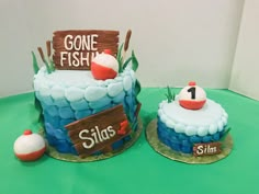 two cakes made to look like they are gone fishing