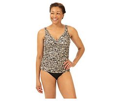 From a walk to the beach to poolside lounging, this twist-back tankini is perfect for your sunny day adventures. From Dolfin. Sleeveless Upf 50+ Tankini For Poolside, Sleeveless Summer Tankini With Upf 50+, Sleeveless Tankini For Sunbathing With Upf 50+, Sleeveless Upf 50+ Tankini For Sunbathing, 2 Piece Swimsuits, Tankini Top, Swimwear Fashion, Sunny Day, A Walk