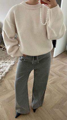 #style #styleblogger #styleoftheday #stylefashion #stockholm #minimalist #ootd #casual #outfits Minimalist Ootd, Uggs Boots, Hello Love, Viral On Tiktok, Summer Beach Vacation, Fast Results, Fall Clothes, Stockholm Fashion, Mode Inspo