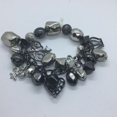 Stretchy Fun Bracelet Heart, Fleur De Lis, And Crown. Fun Bracelet, Silver Jewelry Fashion, Cute Charms, Heart Bracelet, Womens Jewelry Bracelets, Fashion Boutique, Black Silver, Silver Jewelry, Jewelry Bracelets