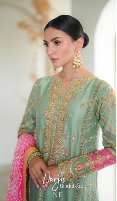 Party wear dresses ideas Engagement Bride Dress, Dawat Outfit, Ladies Suits Indian, Casual Bridal Dress, Asian Wedding Dress Pakistani, Fancy Embroidery, Ladies Suits, Shadi Dresses, Embroidered Suit