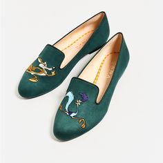 Genuine Zara New With Tag Color: Green Sooo Cute! Pretty Dark Green Background With Wile E Coyote And The Road Runner Embroidery... Upper 100% Polyester, Slipsole 85% Goat Leather, 15% Polyurethane... Euro Size 38... Rare Find!! Embroidered Slippers, Cinderella Slipper, Shoe Boot Sandals, Gorgeous Shoes, Green Shoes, Slipper Shoes, Zara Shoes, Comic Character, Womens Slippers