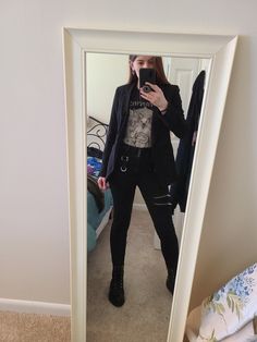 Casual business goth, corporate goth look I tried out for a concert. Corporate Goth Capsule Wardrobe, Corporate Alternative Fashion, Goth Business Casual, Corporate Emo, Professional Punk, Corporate Punk, Business Goth, Goth Corporate