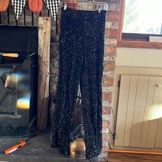 These Fabulous Never Worn Black Extra Small Sequins Pants Are Fabulous For Your Next Holiday Party. Black Pants For Night Out Party Season, Glamorous Black Pants For Date Night, Black Stretch Pants With Sequins, Glamorous Black Bottoms For Party Season, Glamorous Black Fitted Pants, Black Wide Leg Bottoms With Sequins, Black Party Pants For Party Season, Black High-waisted Party Pants, Party Season Black Wide-leg Pants