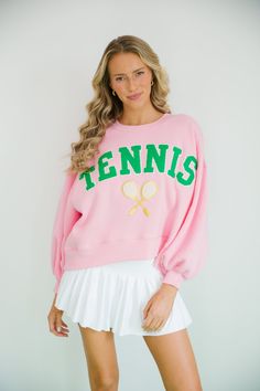 BREAK POINT PULLOVER Preppy Tennis Outfit, Tennis Outfit Ideas, Tennis Fits, Break Point, Tennis Aesthetic, Tennis Style, Random Ideas, Preppy Aesthetic, Sporty Girls