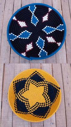 2 Moroccan wall baskets, in wicker covered wuth colored wool. The first one features blue patterns, the second one in yellow with black motifs. Art Marocain, Patterned Wall, Home Design Plans