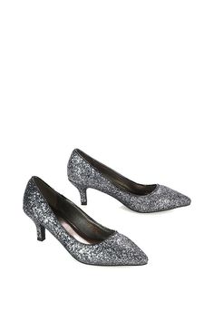 There's no such thing as too much glitter, which is why we are OBSESSED with our glitter low heel court pumps. Simply slip these babies on and you are good to go, with a low kitten heel your feet will be comfy all day long. Perfect for casual, work, formal events, weddings, parties & much more. Pair with with a floaty feminine dress ideal for a wedding. Work Formal, Feminine Dress, 4 Inch Heels, Casual Work, Court Shoes, Kitten Heel, Fashion Face, Low Heels, Formal Event