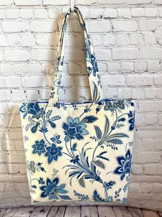 Women's Tote Bag Blue Floral Tote Bag Travel Tote Bag - Etsy Tote Bag With Pockets, Bag With Pockets, Floral Tote Bag, Laptop Tote Bag, Casual Tote Bag, Work Tote Bag, Diy Bags Purses, Blue Tote Bag, Laptop Tote