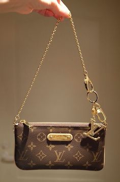 Luxury Sling Bag, Louis Vuitton Trunk, Authentic Bags, Cross Body Bags, Fashion Tote Bag, Cheap Bags