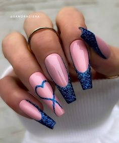 Glittery French Tips, Year Nails, Acrylic Nail Ideas, Birthday Things, Golden Nails, Nail Art For Beginners, Fancy Nails Designs, Heart Flutter, Nail Designs Glitter