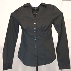 Chic Black Button Down Shirt By Maurices, The Collared Neck Adds A Touch Of Sophistication While The Fitter Cut Flatters Your Figure. Perfect For Dressing Up Or Simply Keeping It Casual. New Without Tags. Black V-neck Shirt With Buttons, Fitted Button-up Shirt With Buttons, Fitted Buttoned Tops For Work, Black Button-up Shirt For Office, Fitted Snap Button-up Shirt, Fitted Black Office Shirt, Fitted Tops With Button Closure For Work, Fitted Black Shirt For Office, Fitted Office Shirt With Buttons