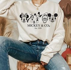 Diy Disney Shirts, Disney Vacation Club, Disney Svg, Disney Addict, Disney Party, Disney T, Free Facebook