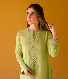 Coordinate Sets, Dress Designs For Stitching, Pretty Dresses Casual, Simple Dressing, Latest Dress Design, Lawn Suit, Global Dress, Palazzo Suit