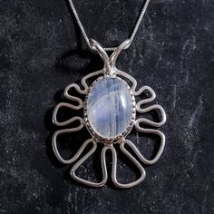 Large Moonstone Pendant, Rainbow Moonstone, Large Moonstone, June Birthstones, June Pendant, Vintage Pendant, Moonstone, 925 Silver Pendant Ring Matching, June Birthstone, Natural Rainbow, Statement Pendant, Moonstone Pendant, Product Pictures, Pendant Design, June Birth Stone, Pendant Set