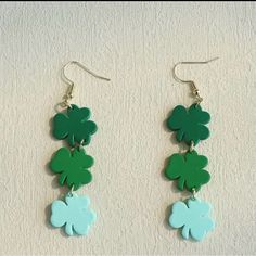 Three Green Clover Dangle Acrylic Earrings Three Green Clovers, Hunter Green, Kelly Green And Minty Green With Gold Tone Hardware Smooth And Lightweight New Without Tags In Excellent Condition 5 Items For $25 Any Item With A 5/$25 In Front Of It Qualifies For The Discount. Please Bundle Yours Items Or Like Them And I Will Apply The Discount Of $25 With Discounted Shipping Retro Minimalist, Green Clover, Acrylic Jewelry, Minty Green, Clover Green, Acrylic Jewellery, Acrylic Earrings, Earrings Color, Kelly Green