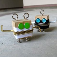 DIY monsters...the boys would love making these! Boys Diy, Diy Monsters, Boy Diy