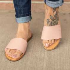 Blush Pink Textured Slide Strap. Fun Studded Look Around The Sole. Cushioned Footbed. Fit: Running A Little Big. Most Will Want To Size Down 1/2 Size. **Kasey-Normal Size 9/10(Modeled In 9) But Wears 8.5 In These **Megan-Normal Size 8, Wears 7.5 In Summer Blush Sandals For Beach, Pink Sandals With Textured Footbed For Spring, Blush Open Toe Sandals For Spring, Blush Leather Sandals For Summer, Blush Round Toe Sandals For Summer, Blush Round Toe Summer Sandals, Blush Round Toe Sandals For Spring, Blush Synthetic Sandals With Round Toe, Blush Round Toe Synthetic Sandals