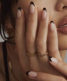 Nails Funky, Mekap Mata, Minimalist Nail, Nails Today, Smink Inspiration, Minimal Nails, Work Nails, Braided Ring, Manicure Y Pedicure