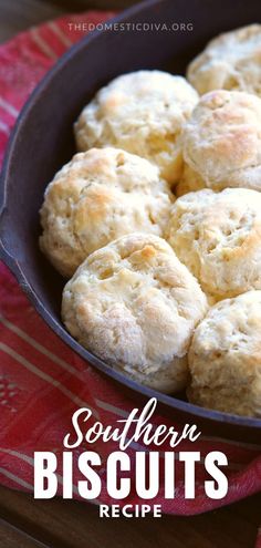 homemade southern biscuits recipe using only 5 ingredients Southern Comfort Food Dinners, Dinner Biscuit, Homemade Biscuits Recipe, Southern Recipe, Southern Biscuits