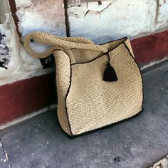 Eco-friendly Pouch Shoulder Bag For Vacation, Natural Satchel With Removable Pouch For Travel, Natural Travel Satchel With Removable Pouch, Trendy Natural Color Hobo Bag Pouch, Trendy Natural Color Hobo Bag In Pouch Shape, Summer Style Rectangular Travel Shoulder Bag, Summer Rectangular Shoulder Bag For Travel, Summer Pouch Shoulder Bag For Daily Use, Natural Satchel With Removable Pouch For Vacation