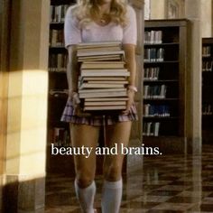 Stacks Of Books, Pink Academia, Studera Motivation, Elle Woods, Grad Pics, Study Motivation Inspiration, Vision Boards, Rory Gilmore, Blair Waldorf