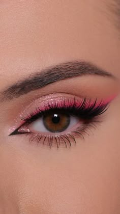 Barbiecore Aesthetic Makeup, Eye Make Up For Double Eyelids, Party Makeup Ideas, Carnaval Make-up, Maquillage Yeux Cut Crease, Awesome Makeup, Barbie Vibes